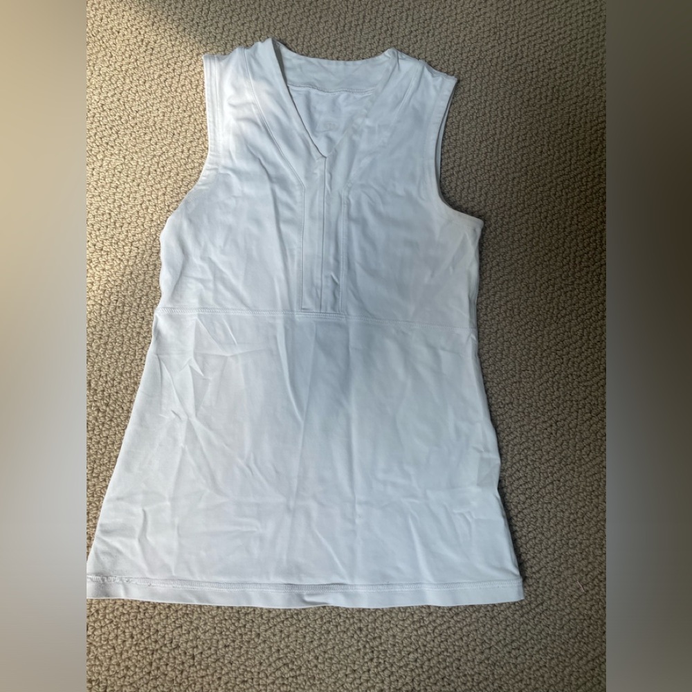Lululemon sleeveless